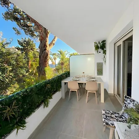 Long * Cannes